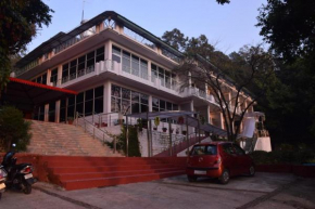 The Pineoak Resort, Bhimtal